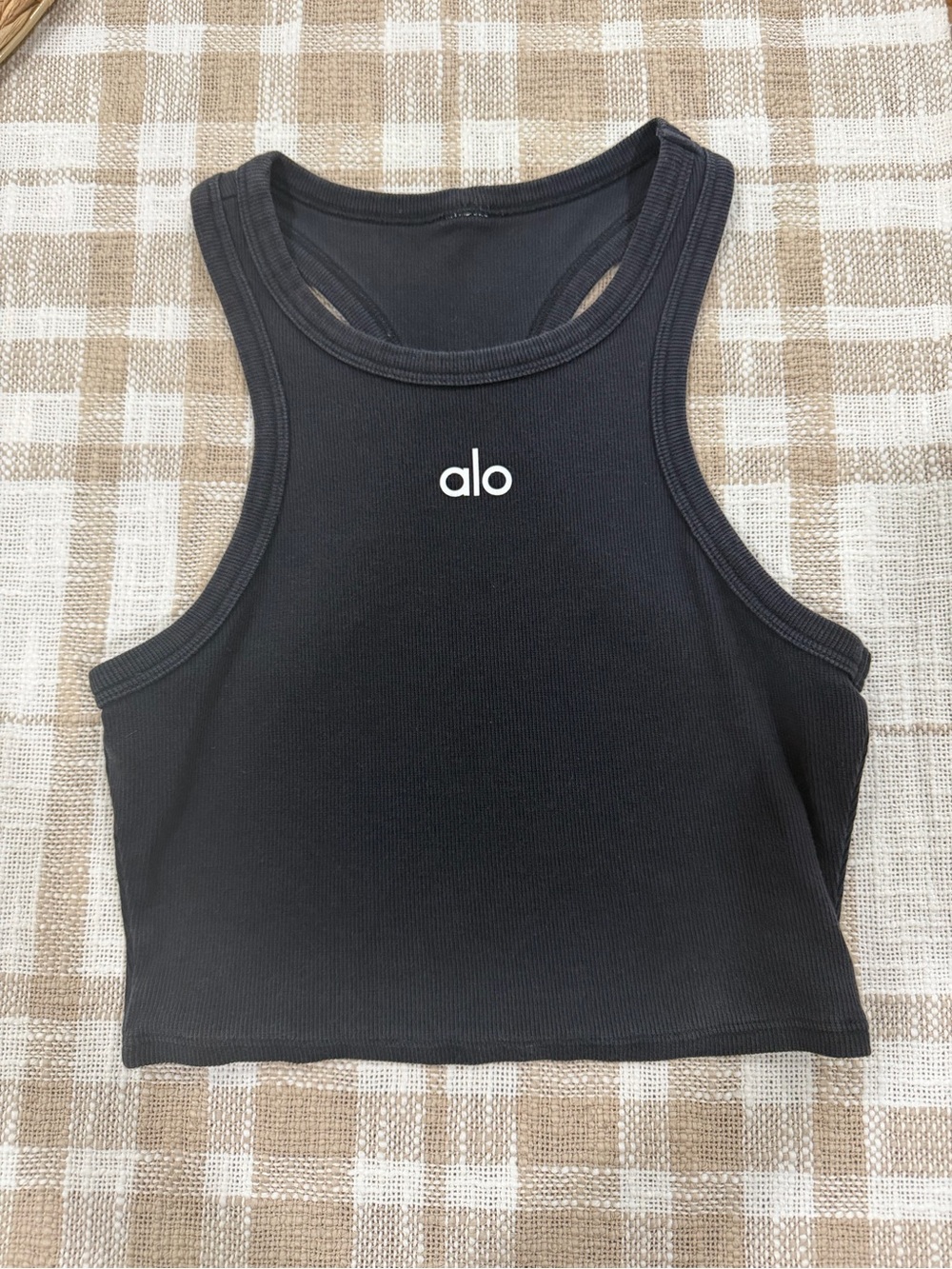 ALO Yoga Black Ribbed Crop Tank in XS